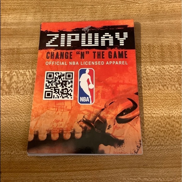 Boston Celtics Fleece Sweater​​​​​ - Picture 8 of 8